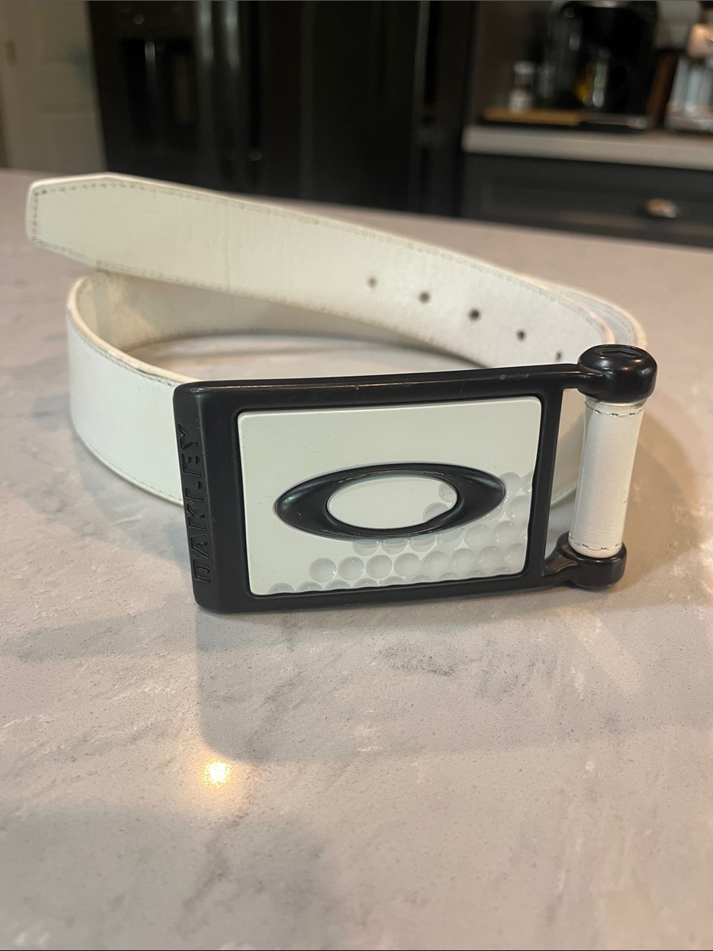 Oakley White Leather Golf Belt